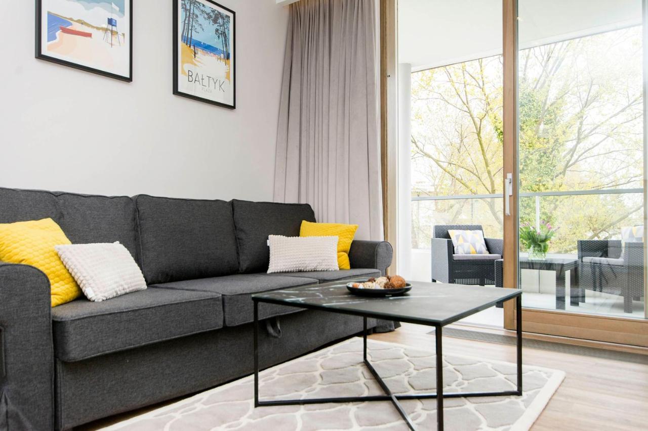 Yellow Rentyear Apartments 格但斯克 外观 照片
