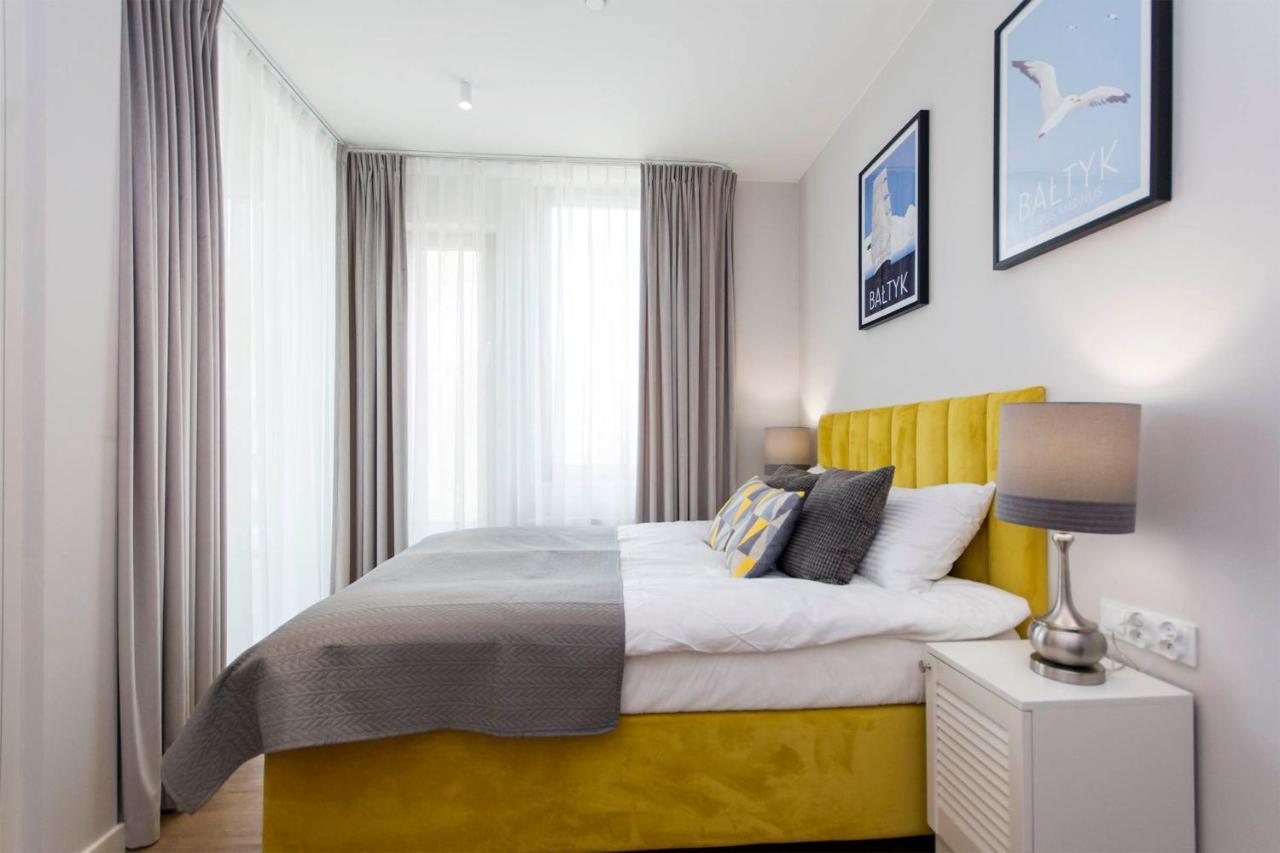 Yellow Rentyear Apartments 格但斯克 外观 照片